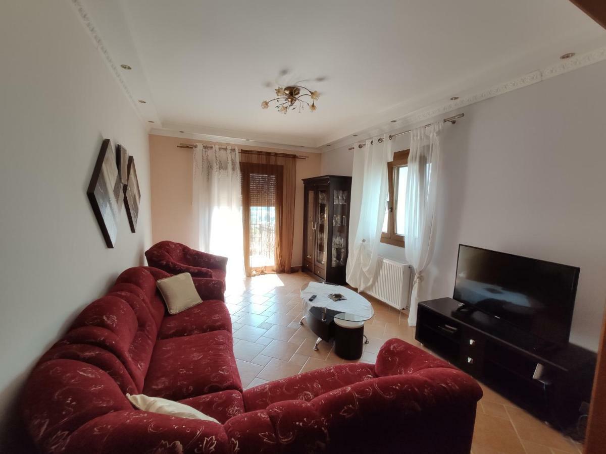 Elpida Apartment Лименас Екстериор снимка